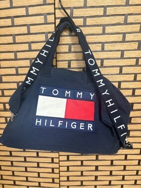 Tommy Hilfiger navy duffle bag